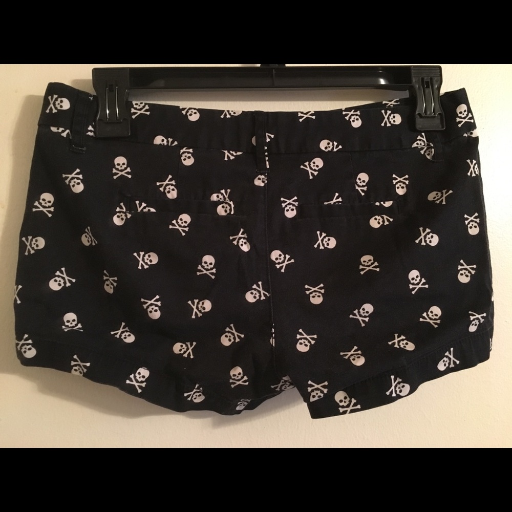 Shorts - Picture 2 of 2